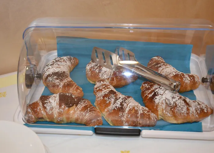 Nocleg ze śniadaniem La Conchiglia 4*